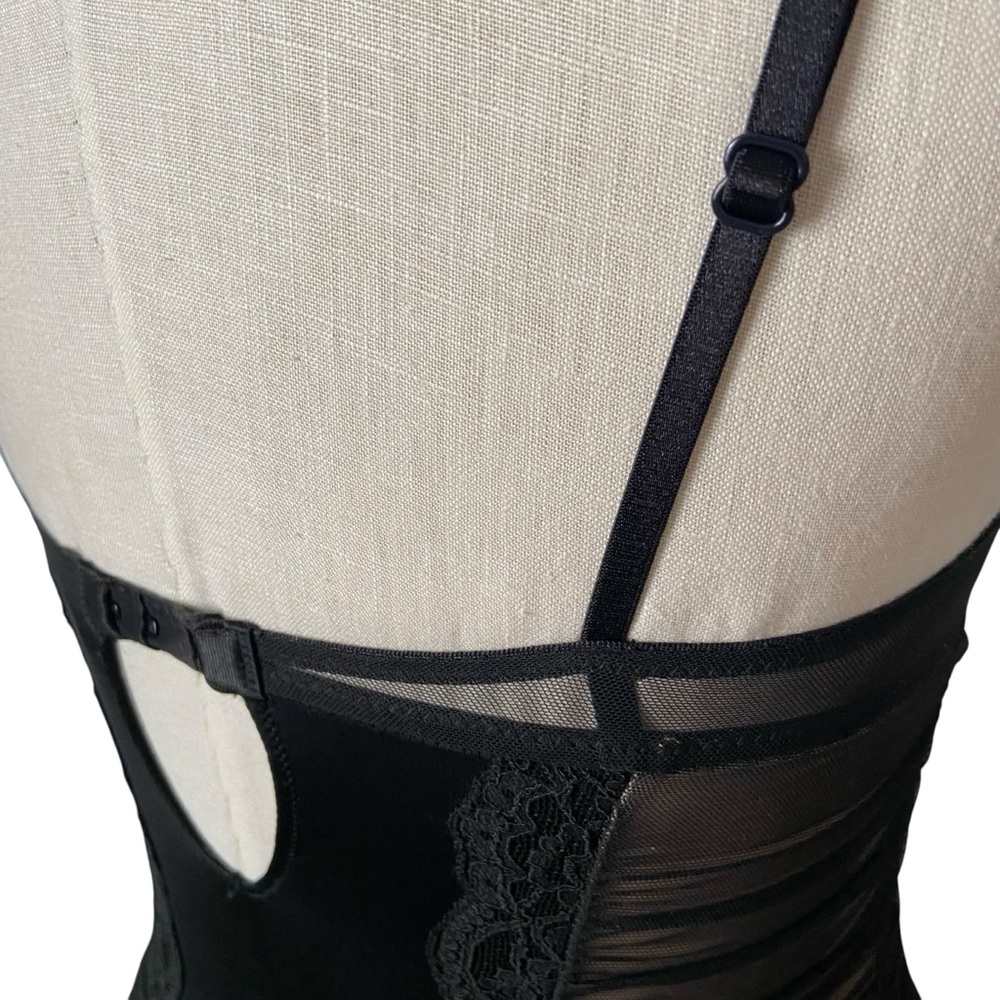 Victoria’s Secret Black Nude Sheer Mesh Nylon Lace Lingerie Bustier Teddy 34B - Picture 11 of 16